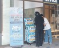 금천구, 폭염에 이동노동자 생수나눔 연장