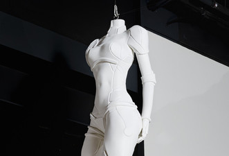 [서울옥션 정태희 경매사의 작가 탐색] 끝나지 않은 이야기…다시, 이불